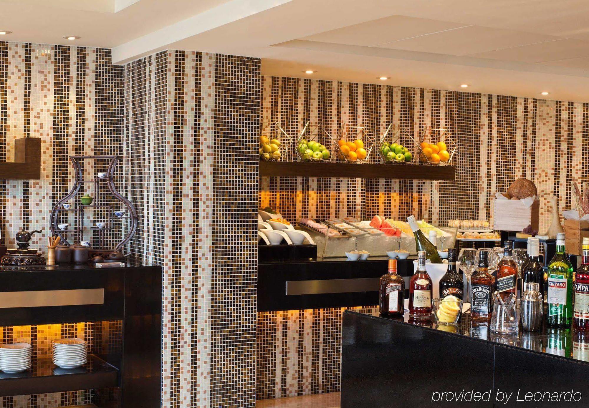 Courtyard By Marriott Shanghai Xujiahui Restoran fotoğraf